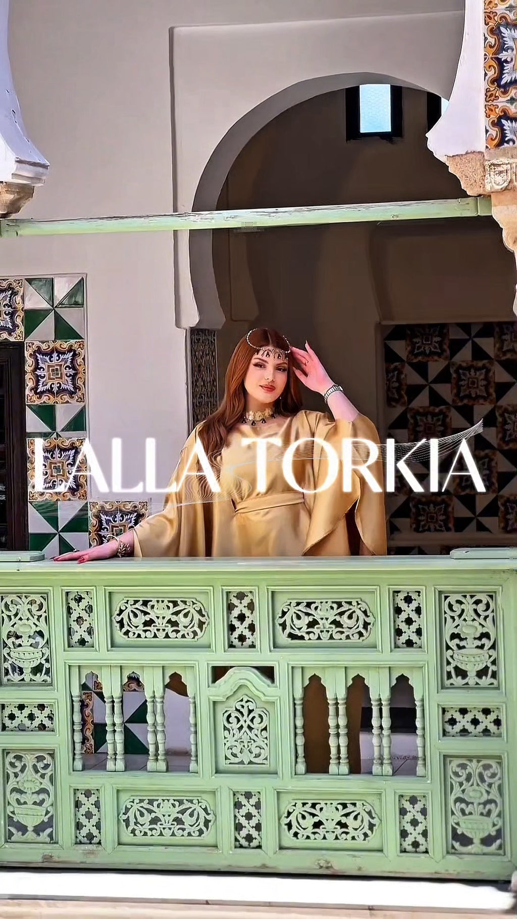 Enssemble "Mlahfa Inspo" Gold "
